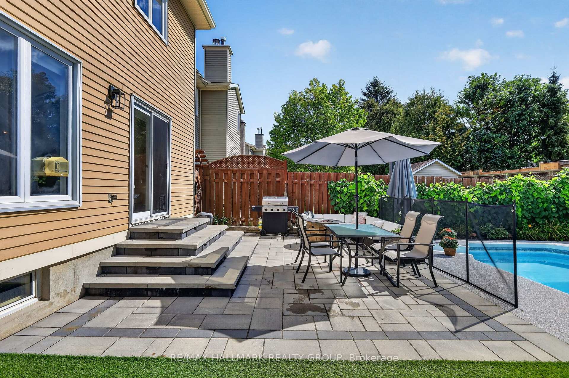 Photo 32 of 6109 Forestglen Crescent, Ottawa, Chapel Hill — HOMEH