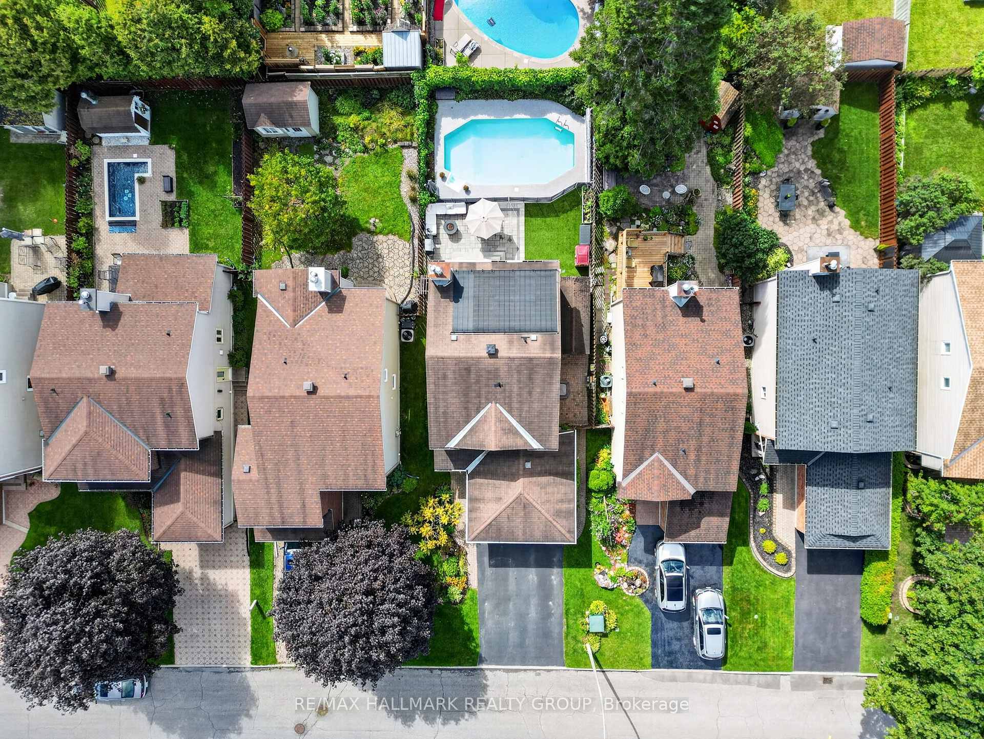 Photo 37 of 6109 Forestglen Crescent, Ottawa, Chapel Hill — HOMEH