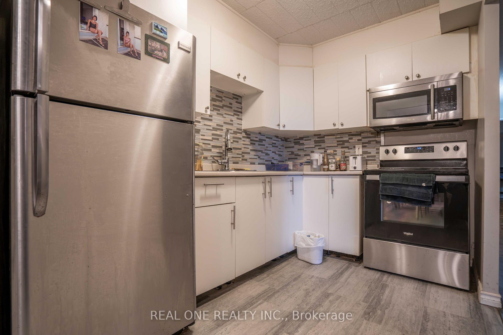 Photo 3 of Unit 204, 6 walton Avenue, Kitchener, Vanier - Kitchener — HOMEH