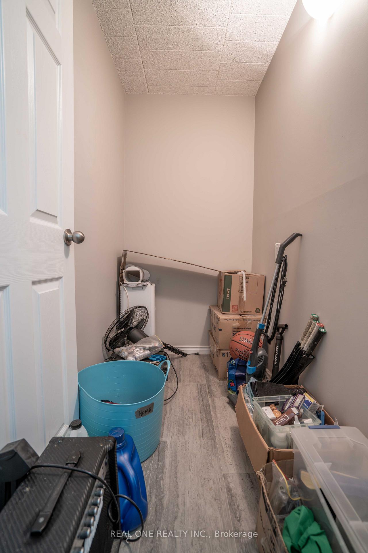 Photo 10 of Unit 204, 6 walton Avenue, Kitchener, Vanier - Kitchener — HOMEH