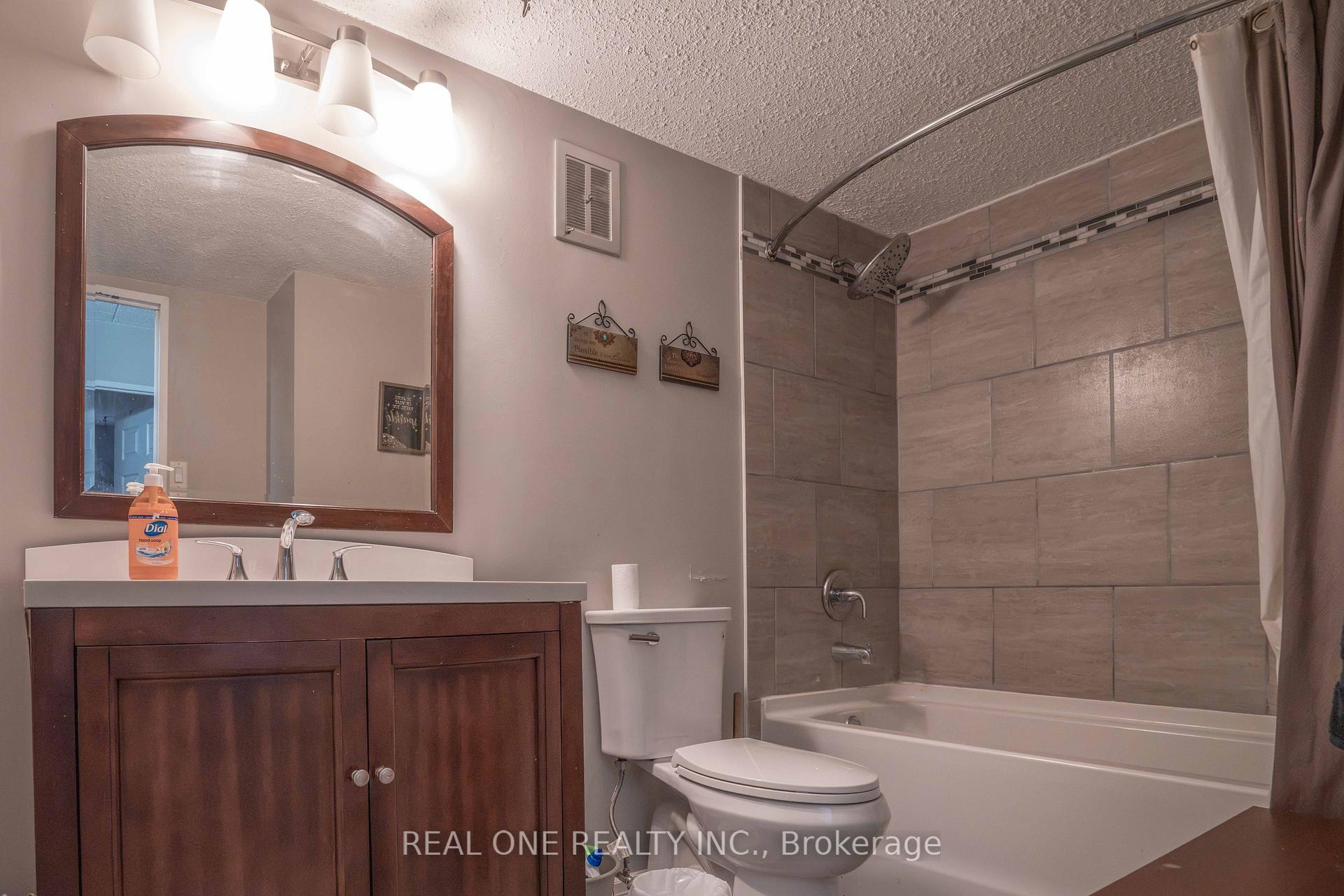Photo 13 of Unit 204, 6 walton Avenue, Kitchener, Vanier - Kitchener — HOMEH