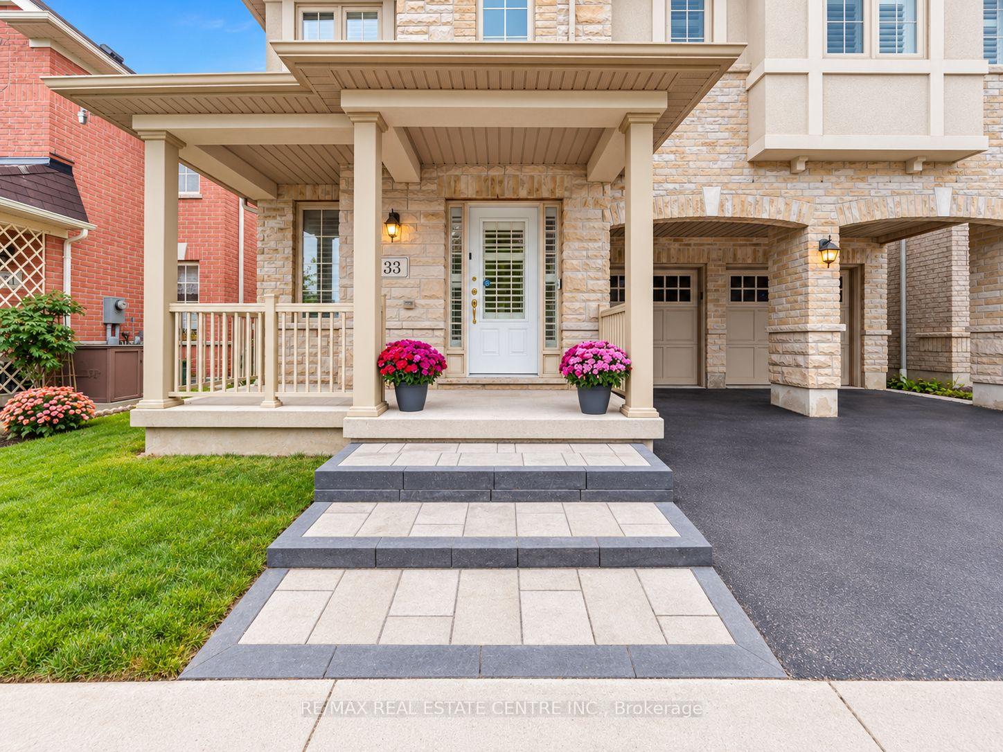 Photo 5 of 33 Mosely Crescent, Ajax, Central East — HOMEH