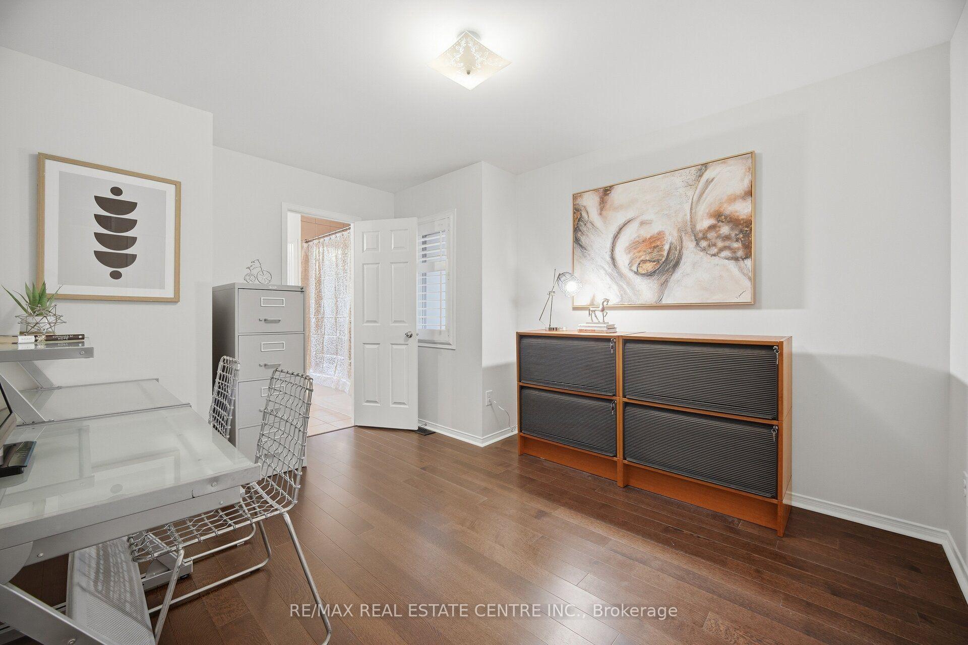 Photo 38 of 33 Mosely Crescent, Ajax, Central East — HOMEH