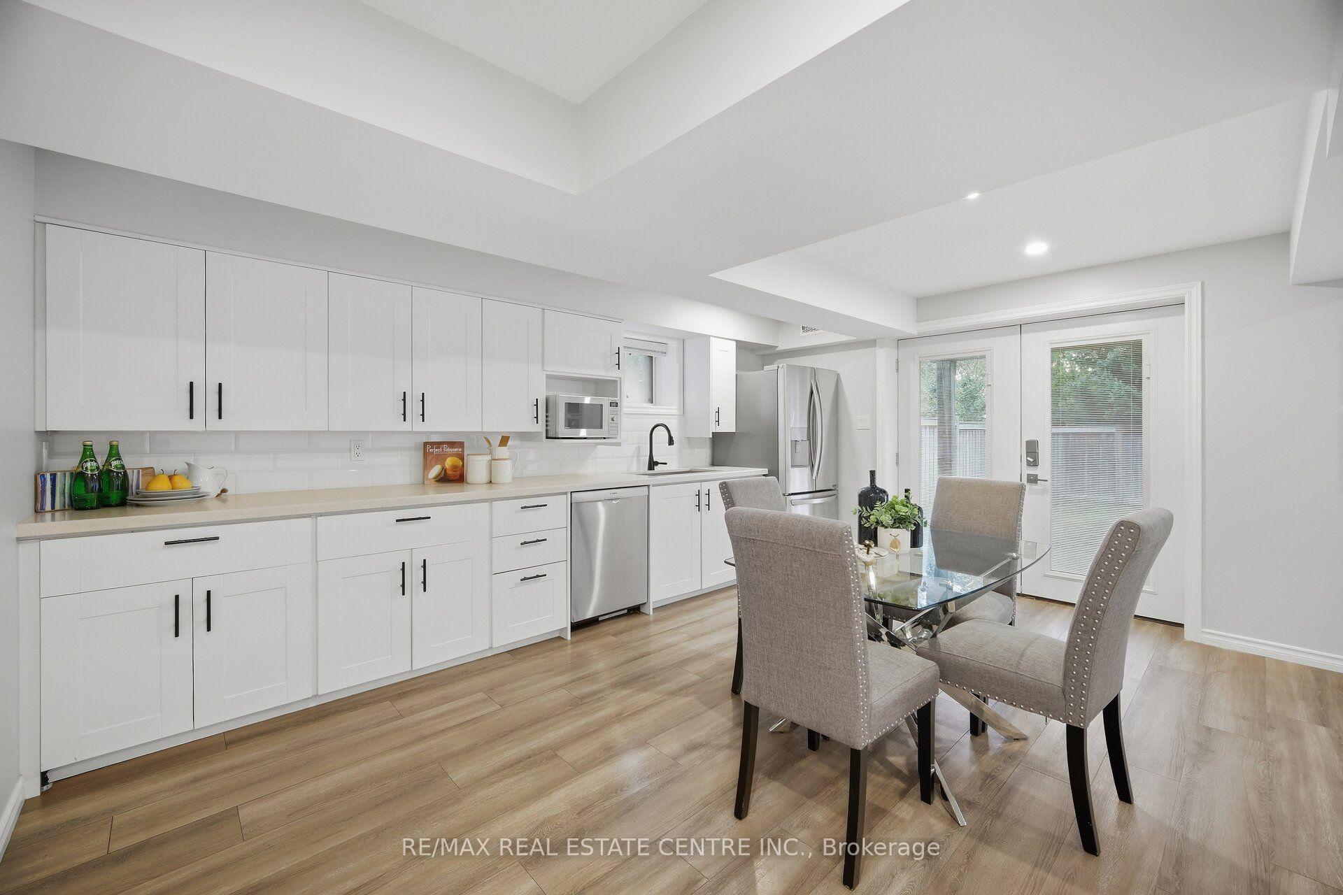 Photo 41 of 33 Mosely Crescent, Ajax, Central East — HOMEH