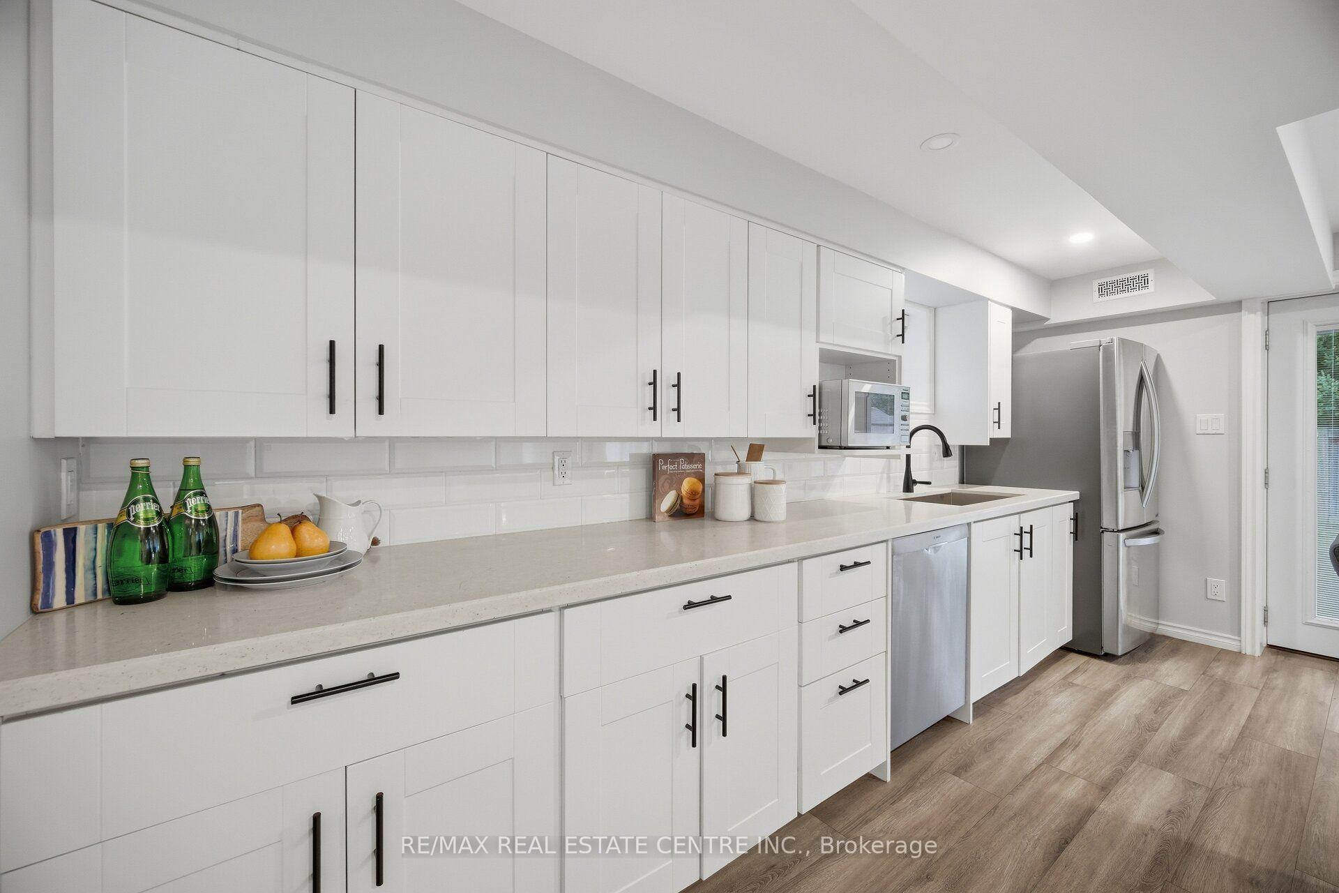Photo 42 of 33 Mosely Crescent, Ajax, Central East — HOMEH