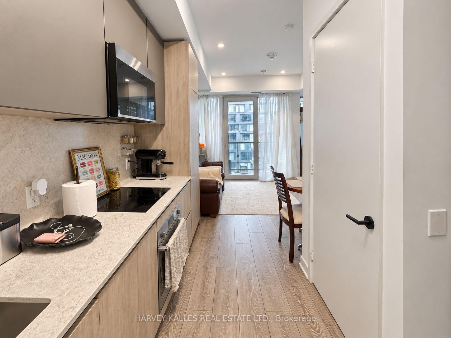 Photo 1 of Unit 915, 108 Peter Street, Toronto, Waterfront Communities — HOMEH