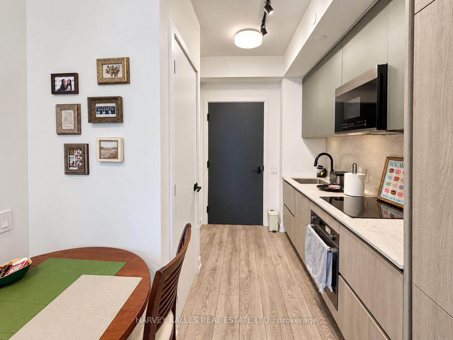 Photo 2 of Unit 915, 108 Peter Street, Toronto, Waterfront Communities — HOMEH