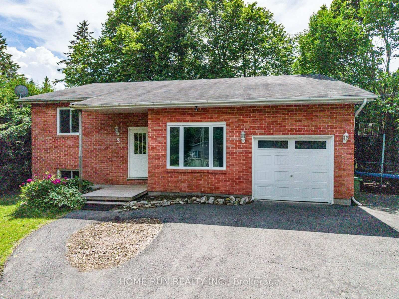 Photo of 2 Caribou Avenue