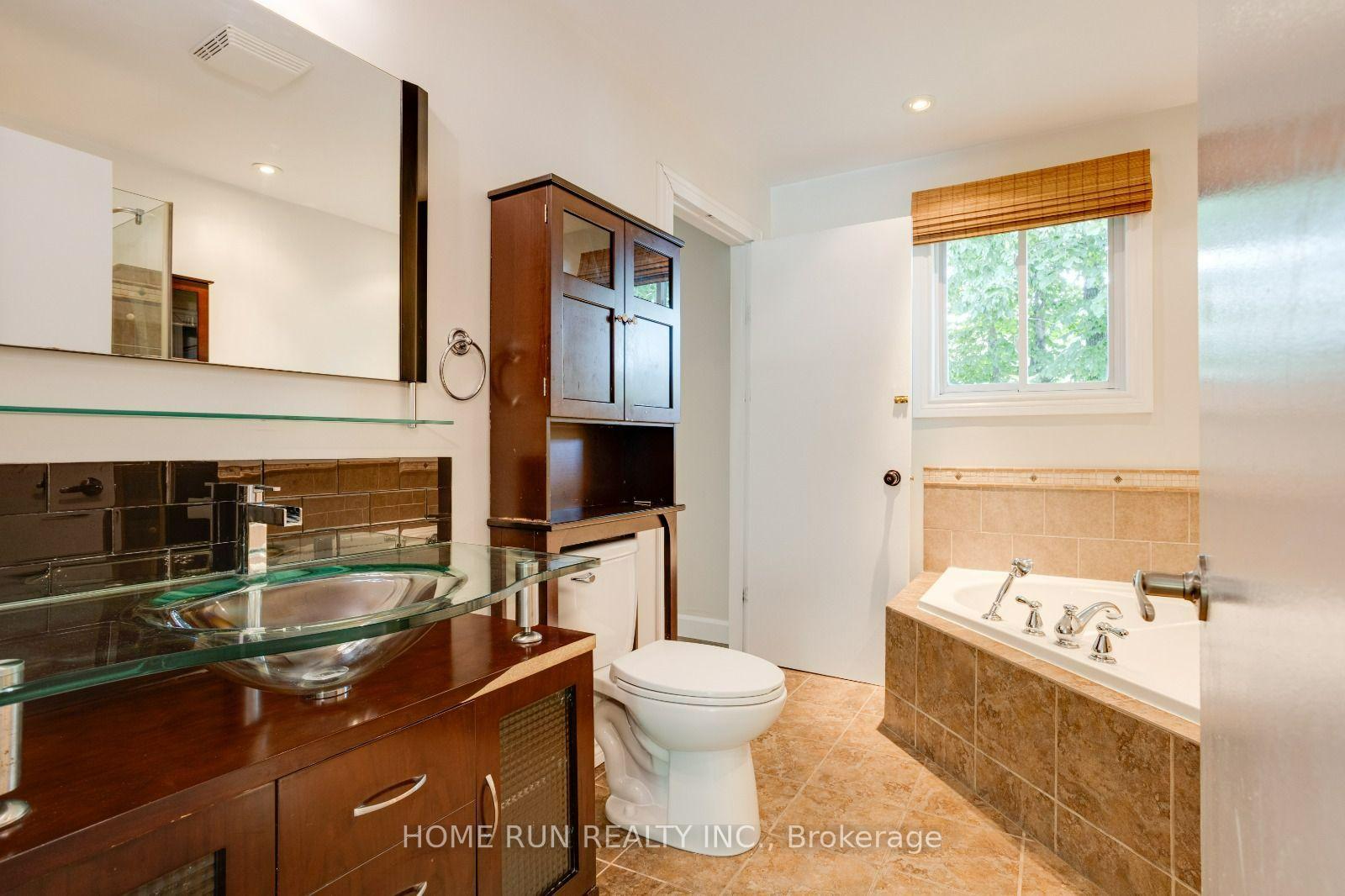 Photo 29 of 2 Caribou Avenue, Ottawa, Stittsville (South) — HOMEH