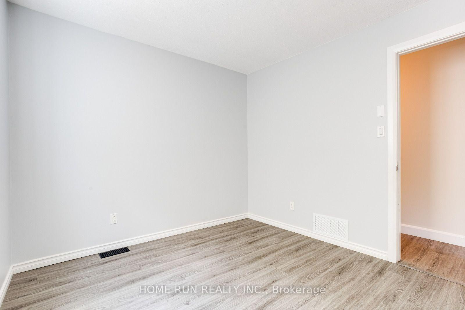 Photo 27 of 2 Caribou Avenue, Ottawa, Stittsville (South) — HOMEH