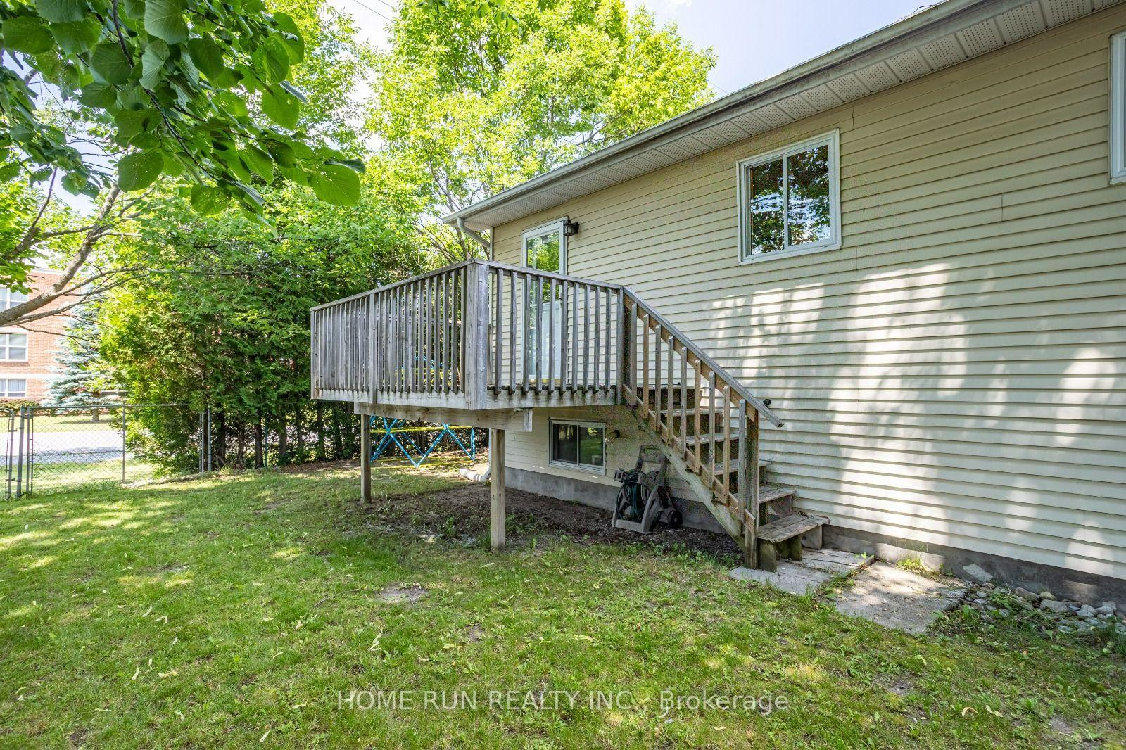 Photo 58 of 2 Caribou Avenue, Ottawa, Stittsville (South) — HOMEH