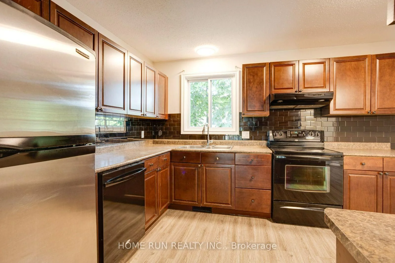 Photo 13 of 2 Caribou Avenue, Ottawa, Stittsville (South) — HOMEH