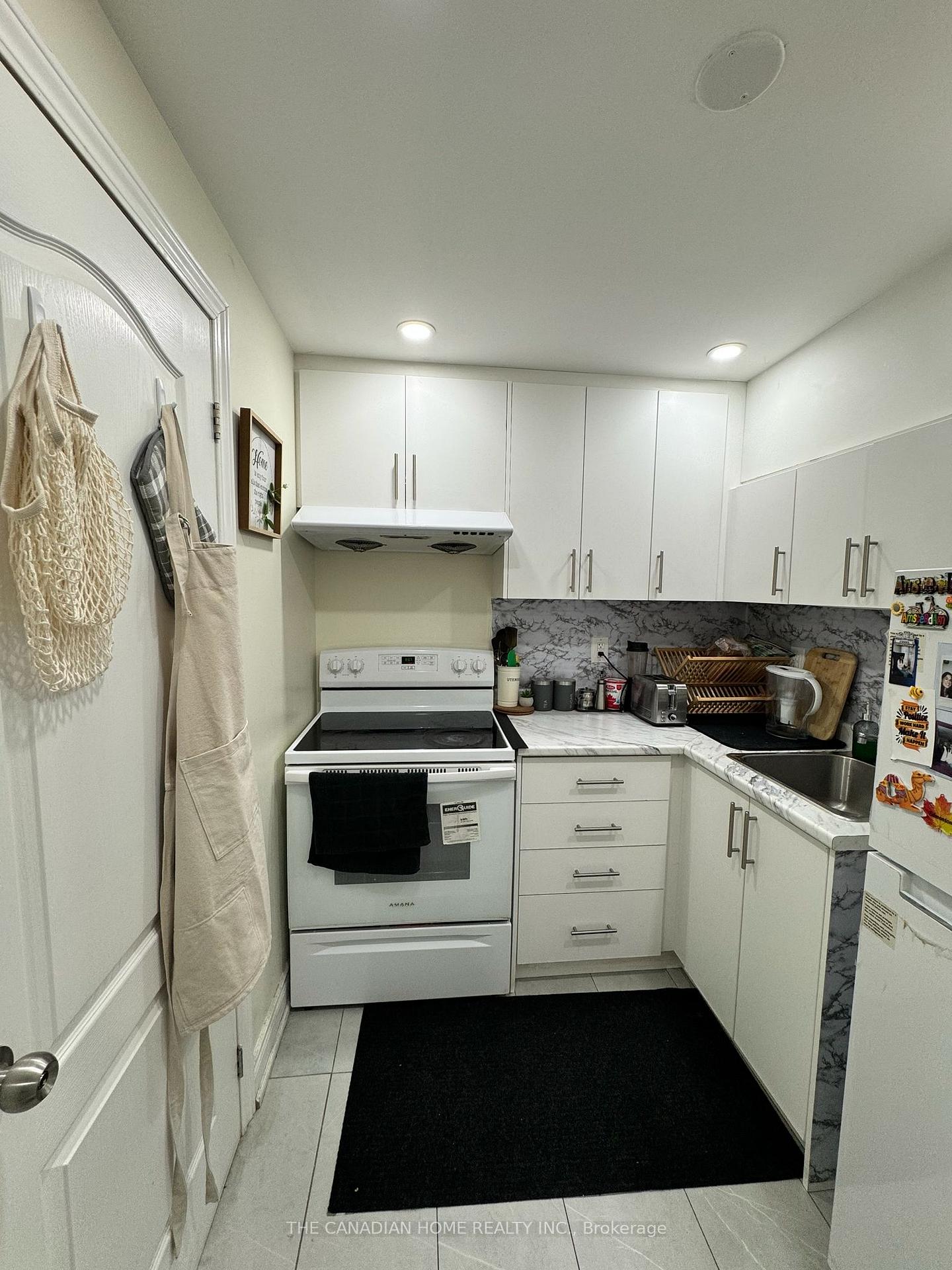 Photo 8 of 120 Viceroy Crescent, Brampton, Northwest Sandalwood Parkway — HOMEH
