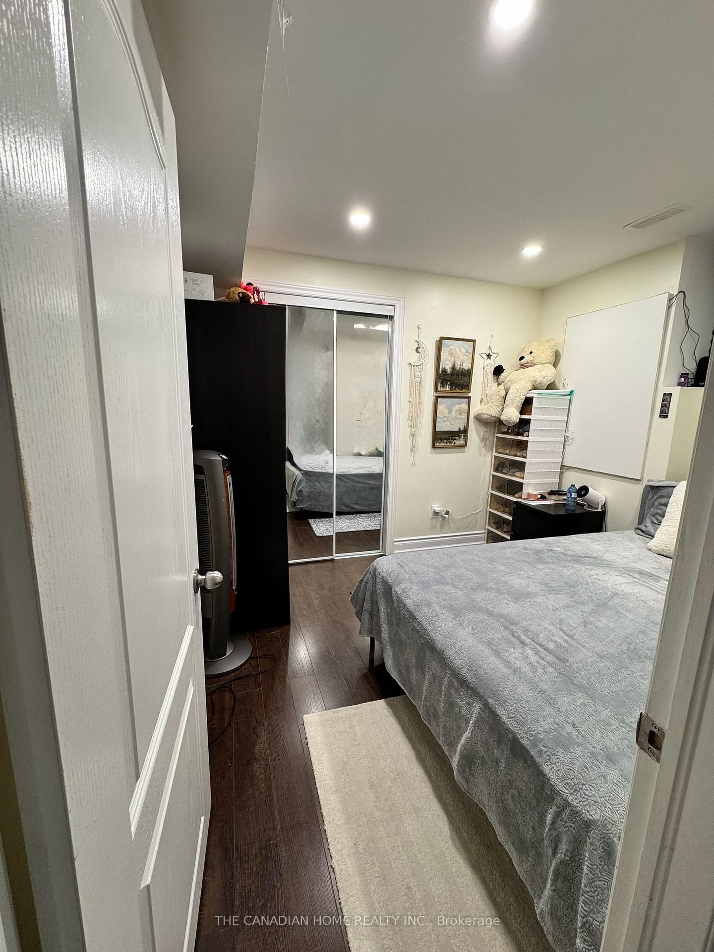 Photo 12 of 120 Viceroy Crescent, Brampton, Northwest Sandalwood Parkway — HOMEH
