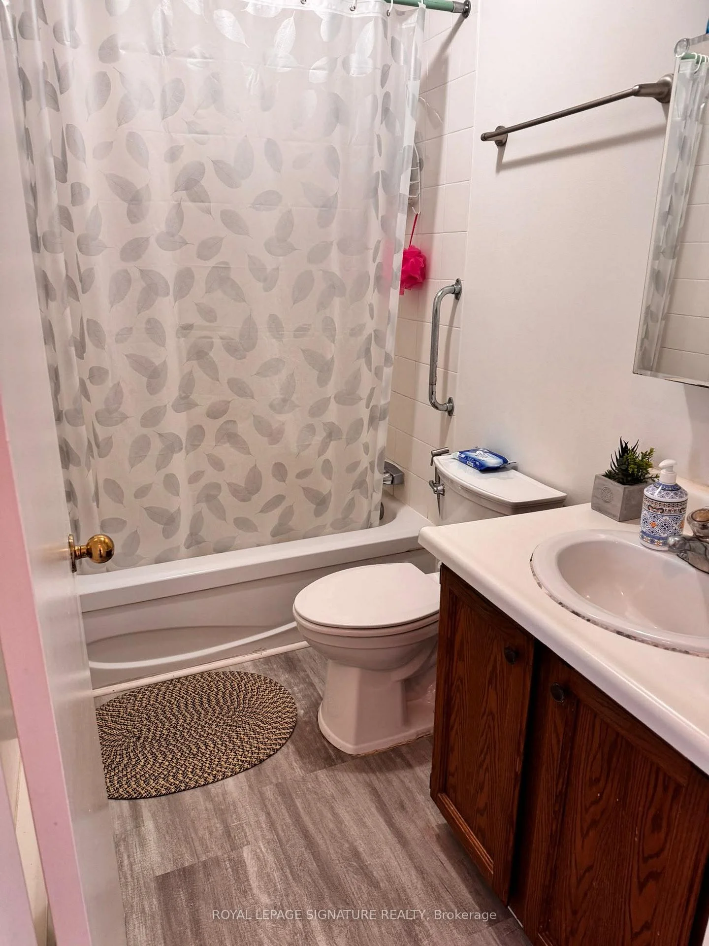 Photo 21 of Unit 32, 31 Parkview Drive, Orangeville — HOMEH