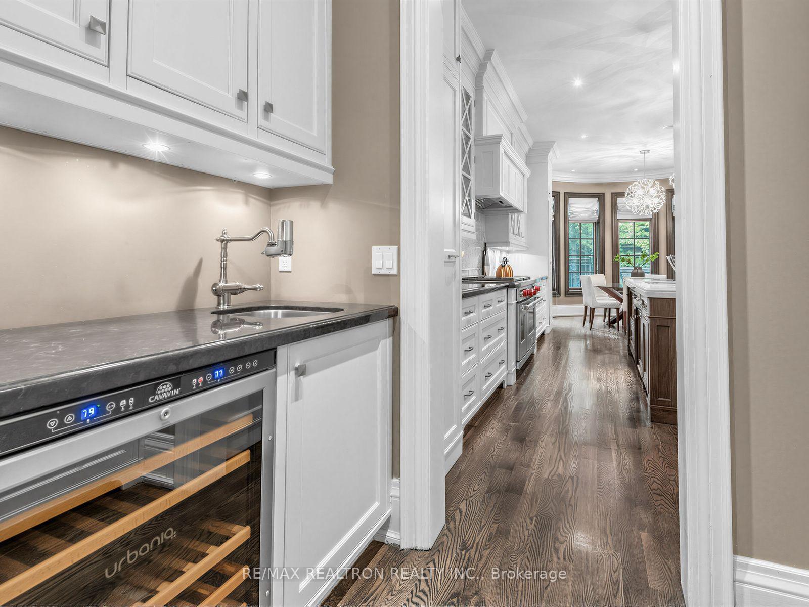 Photo 13 of 516 Vesta Drive, Toronto, Forest Hill South — HOMEH