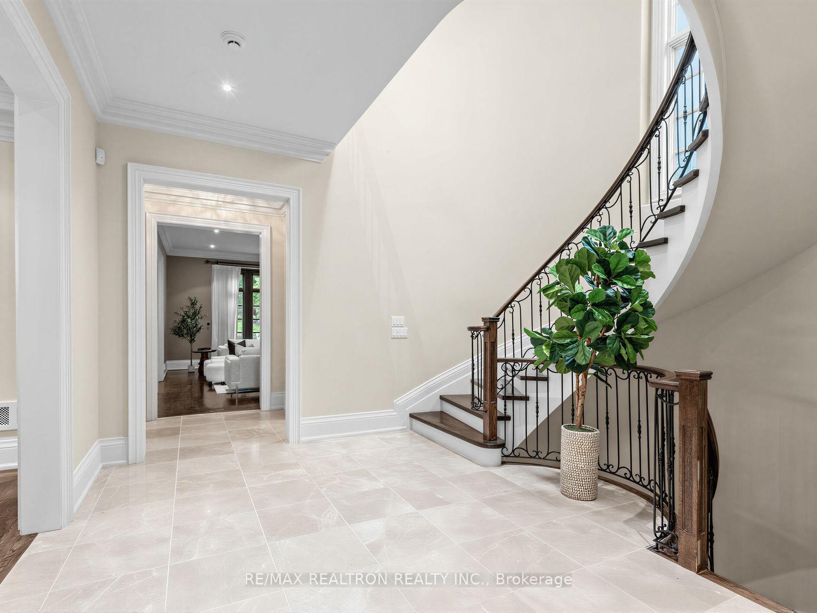 Photo 24 of 516 Vesta Drive, Toronto, Forest Hill South — HOMEH