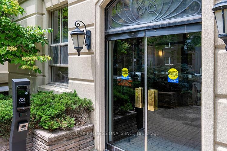 Photo 4 of Unit 702, 88 Charles Street E, Toronto, Church-Yonge Corridor — HOMEH