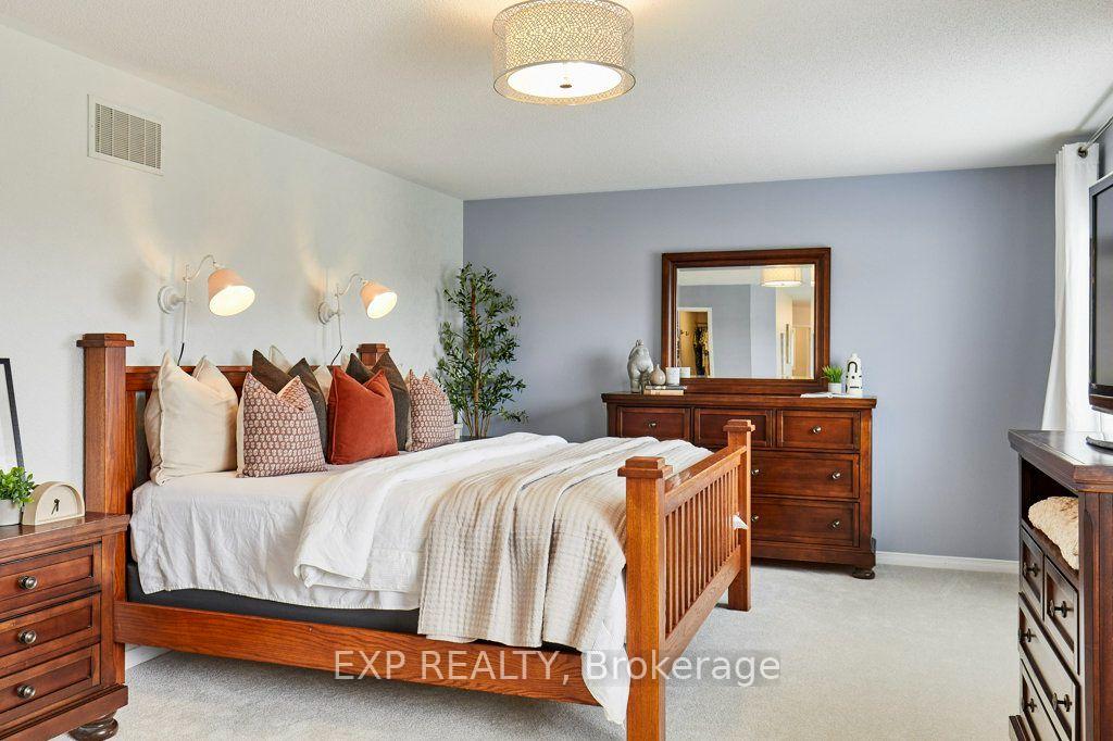 Photo 21 of 158 Jennings Drive, Clarington, Bowmanville — HOMEH
