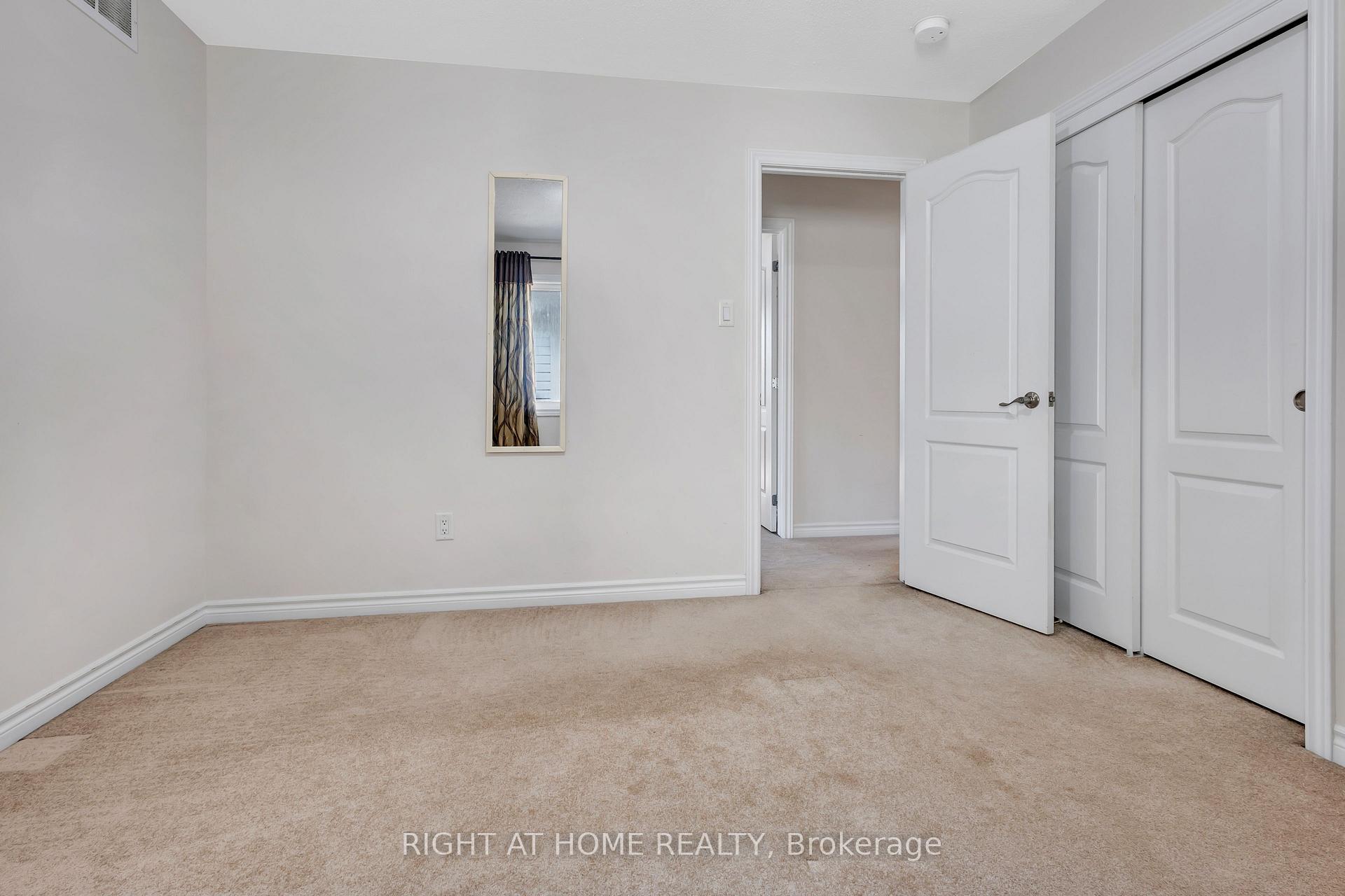 Photo 29 of 209 Rivertree Street, Ottawa, Kanata - Emerald Meadows/Trailwest — HOMEH
