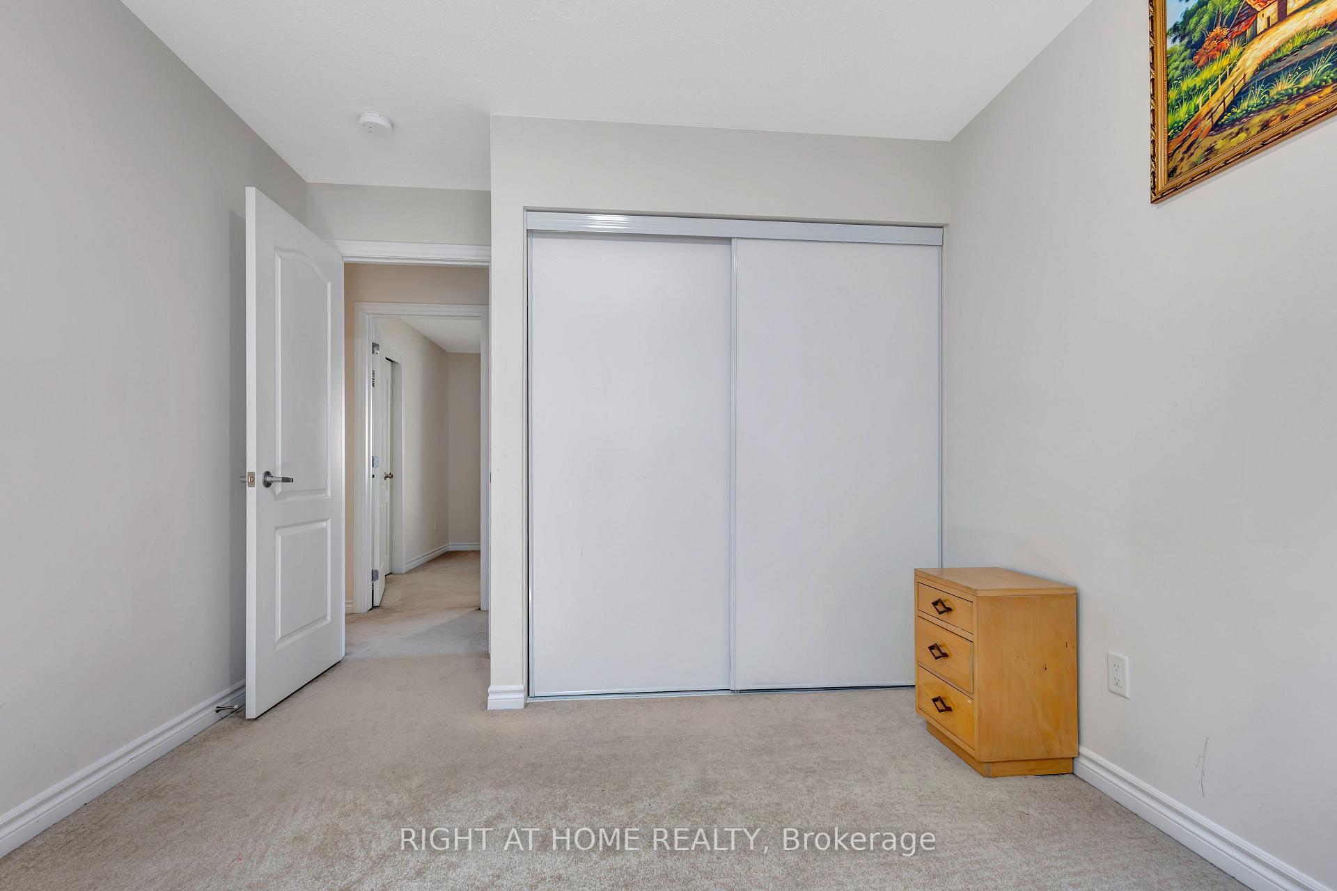 Photo 31 of 209 Rivertree Street, Ottawa, Kanata - Emerald Meadows/Trailwest — HOMEH