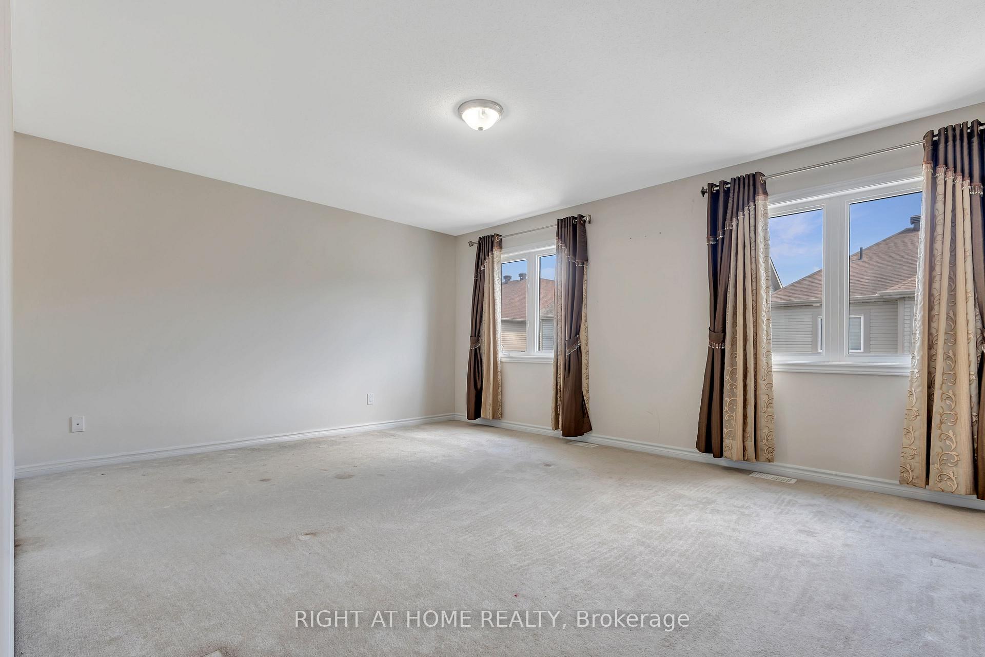 Photo 32 of 209 Rivertree Street, Ottawa, Kanata - Emerald Meadows/Trailwest — HOMEH