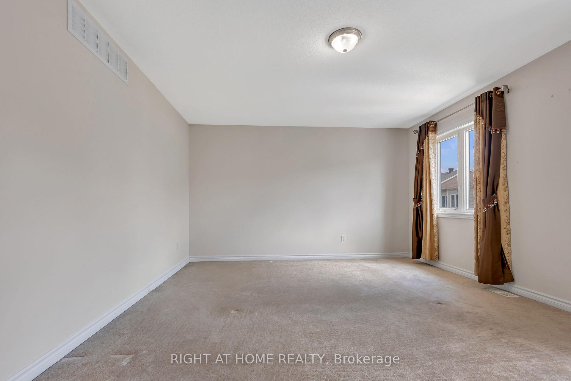 Photo 33 of 209 Rivertree Street, Ottawa, Kanata - Emerald Meadows/Trailwest — HOMEH