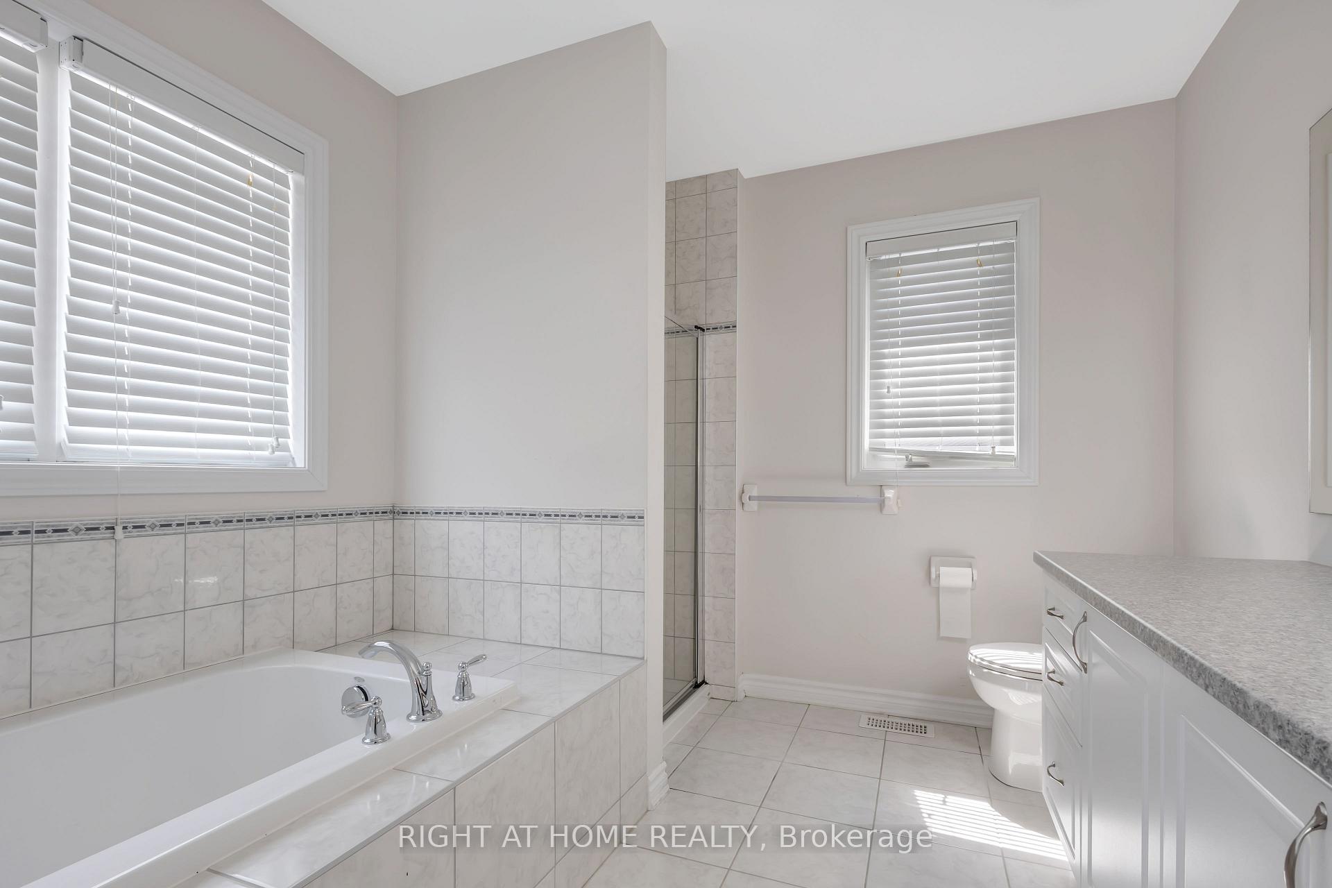 Photo 38 of 209 Rivertree Street, Ottawa, Kanata - Emerald Meadows/Trailwest — HOMEH