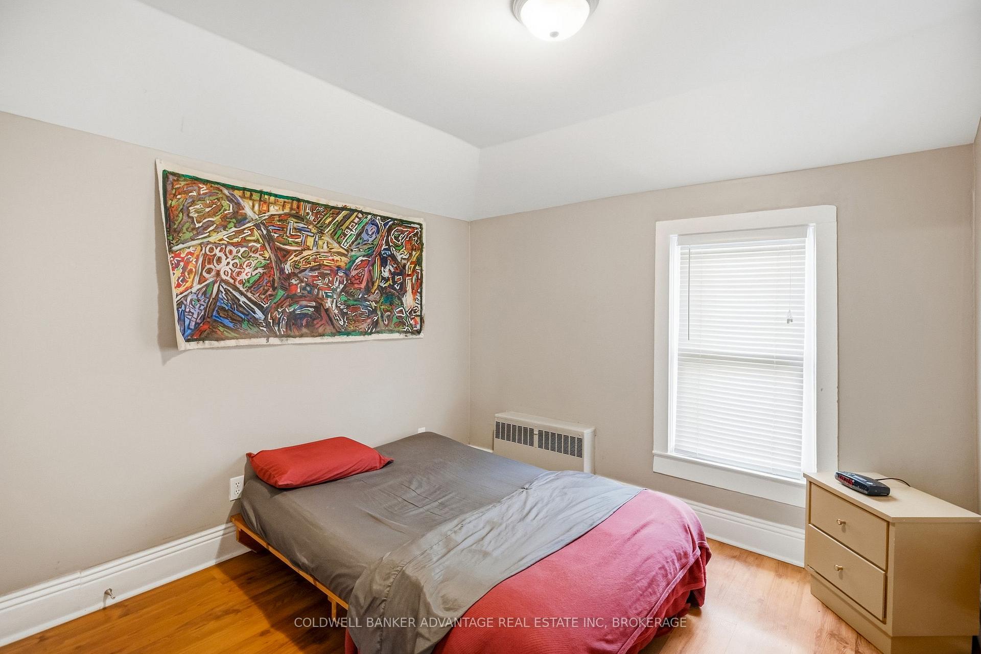 Photo 21 of 368 Niagara Street, Welland, Prince Charles — HOMEH