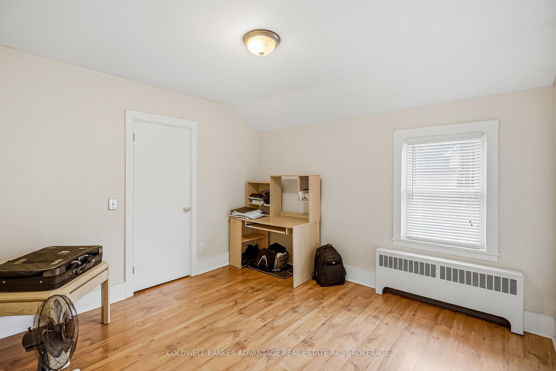 Photo 22 of 368 Niagara Street, Welland, Prince Charles — HOMEH