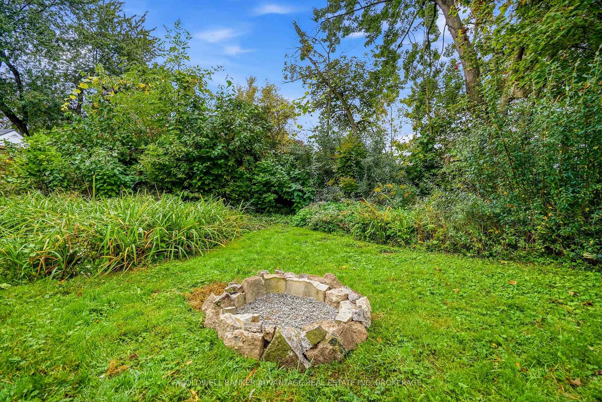 Photo 33 of 368 Niagara Street, Welland, Prince Charles — HOMEH
