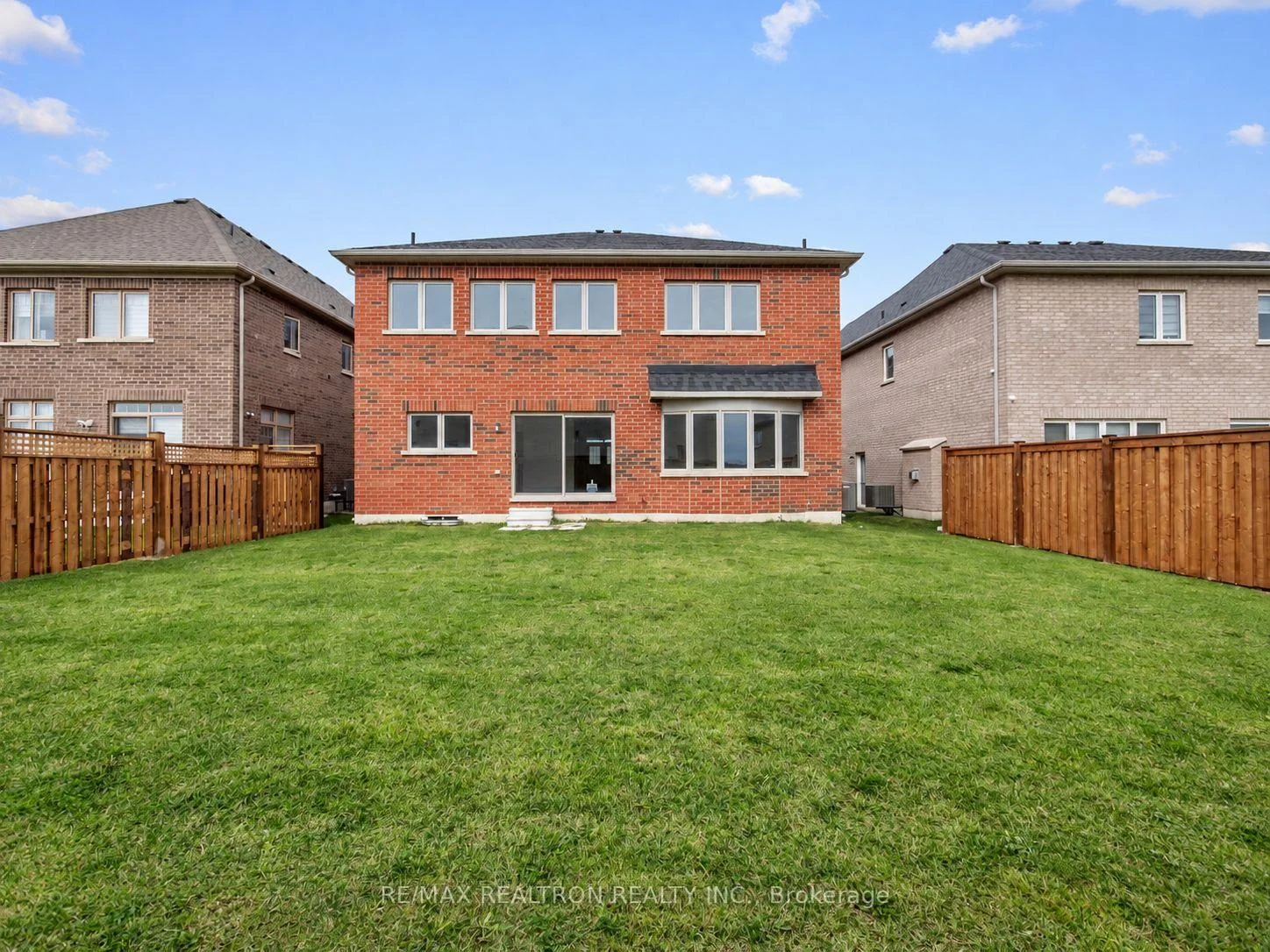 Photo 30 of 1125 Cole Street, Innisfil, Rural Innisfil — HOMEH