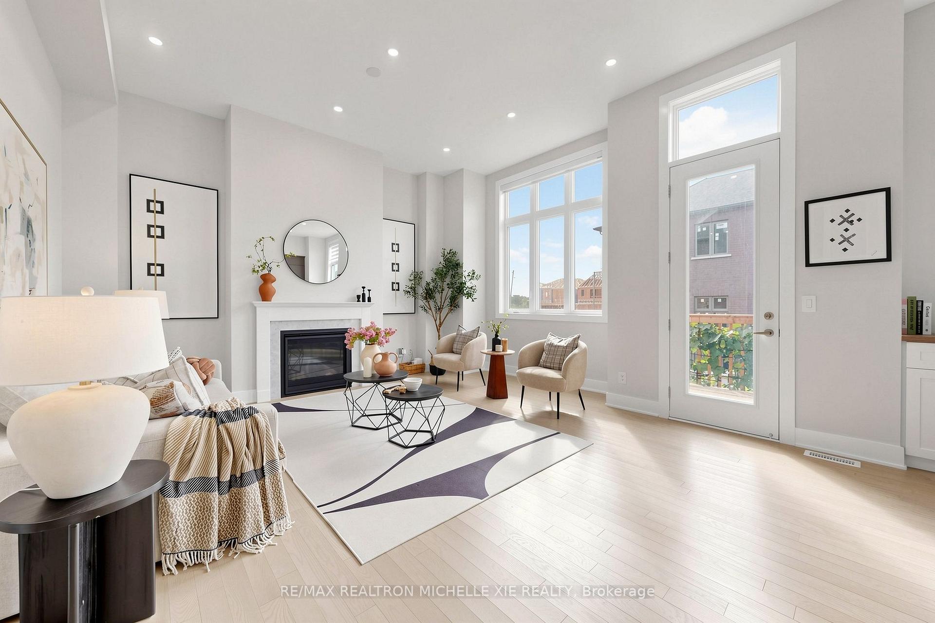 Photo 9 of 9 Nanhai Avenue, Markham, Angus Glen — HOMEH