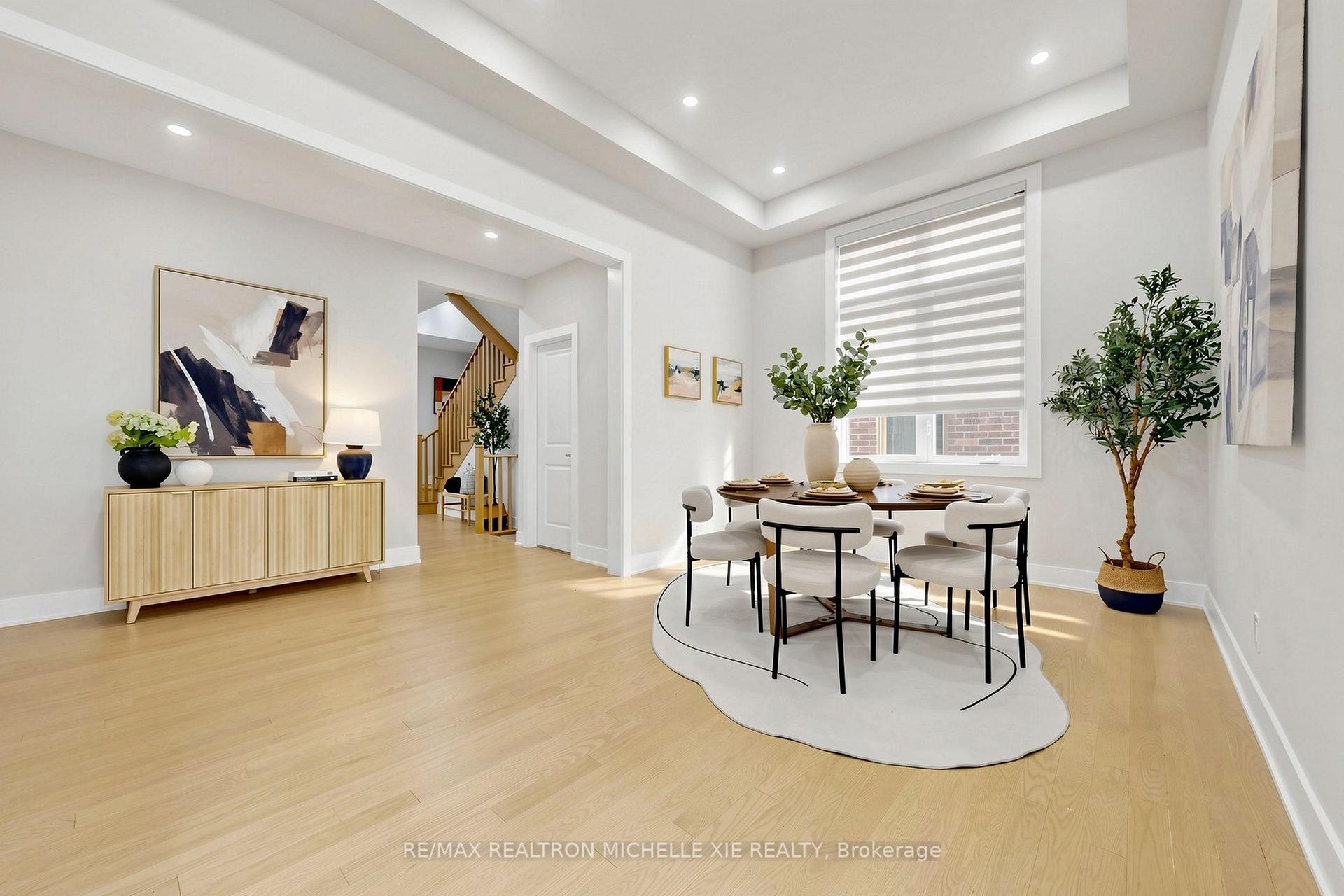 Photo 12 of 9 Nanhai Avenue, Markham, Angus Glen — HOMEH