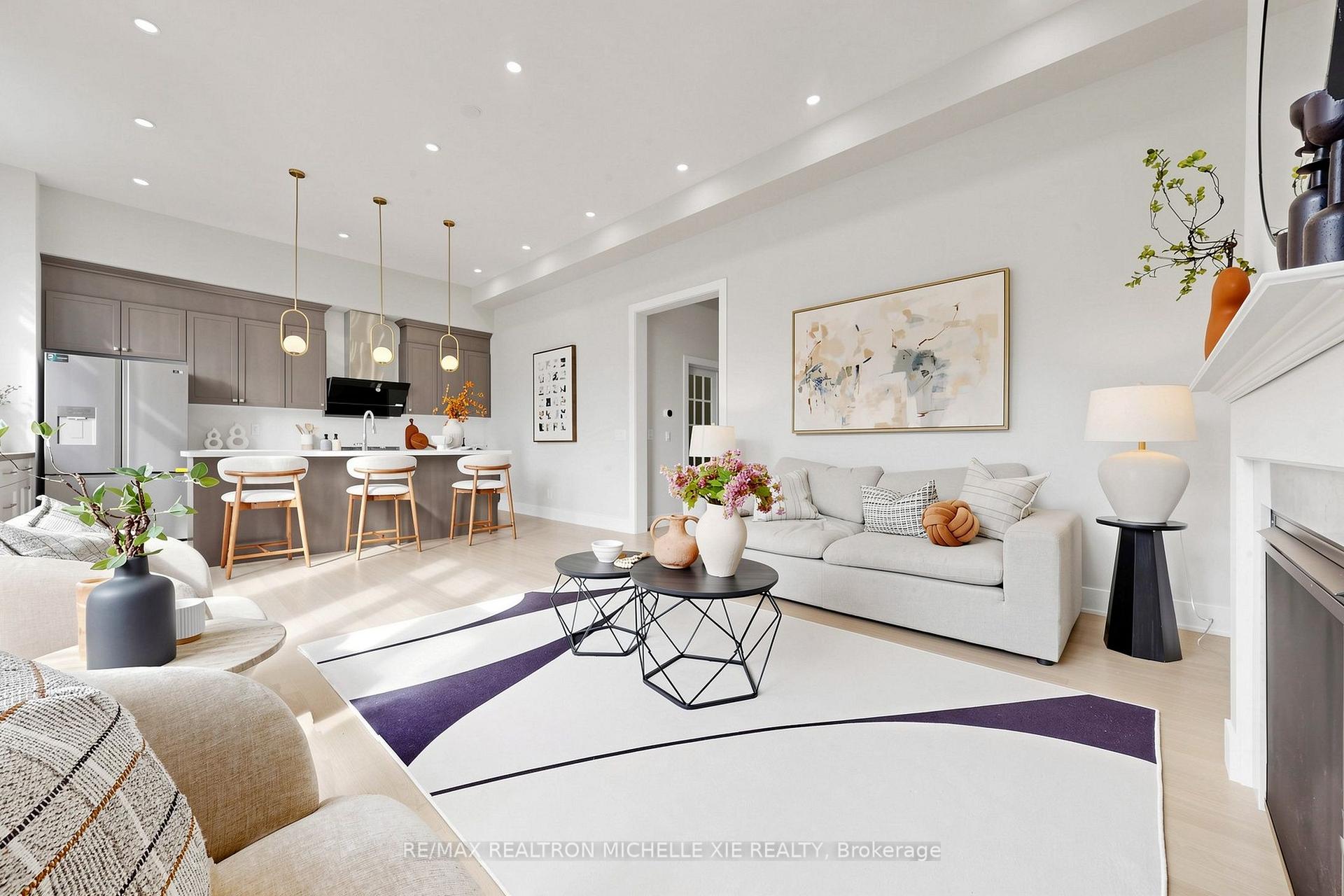 Photo 14 of 9 Nanhai Avenue, Markham, Angus Glen — HOMEH