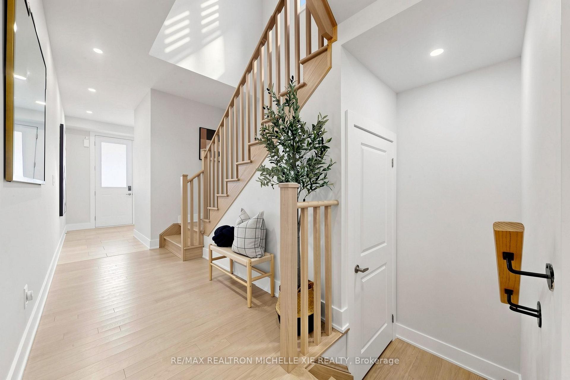 Photo 18 of 9 Nanhai Avenue, Markham, Angus Glen — HOMEH
