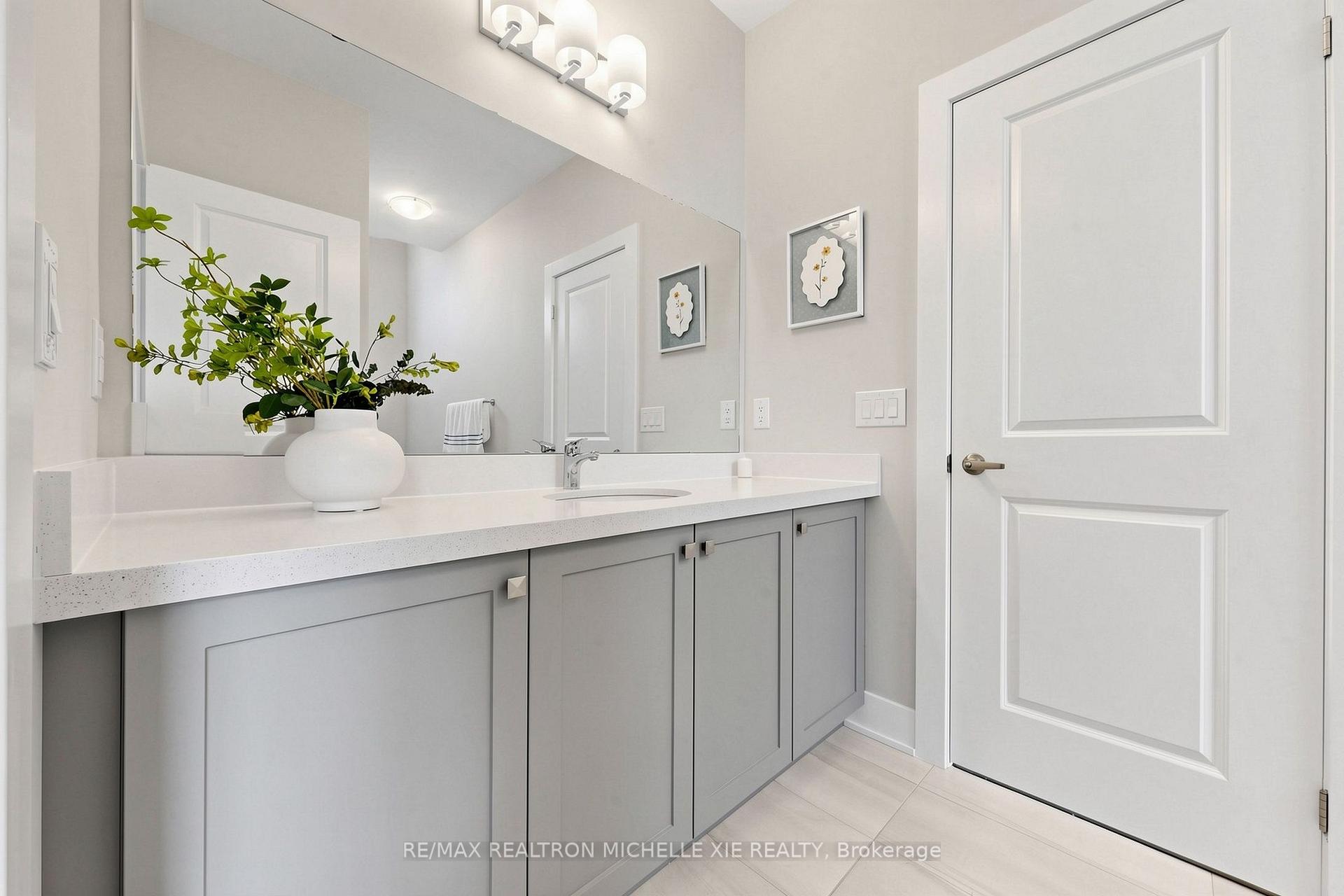 Photo 32 of 9 Nanhai Avenue, Markham, Angus Glen — HOMEH