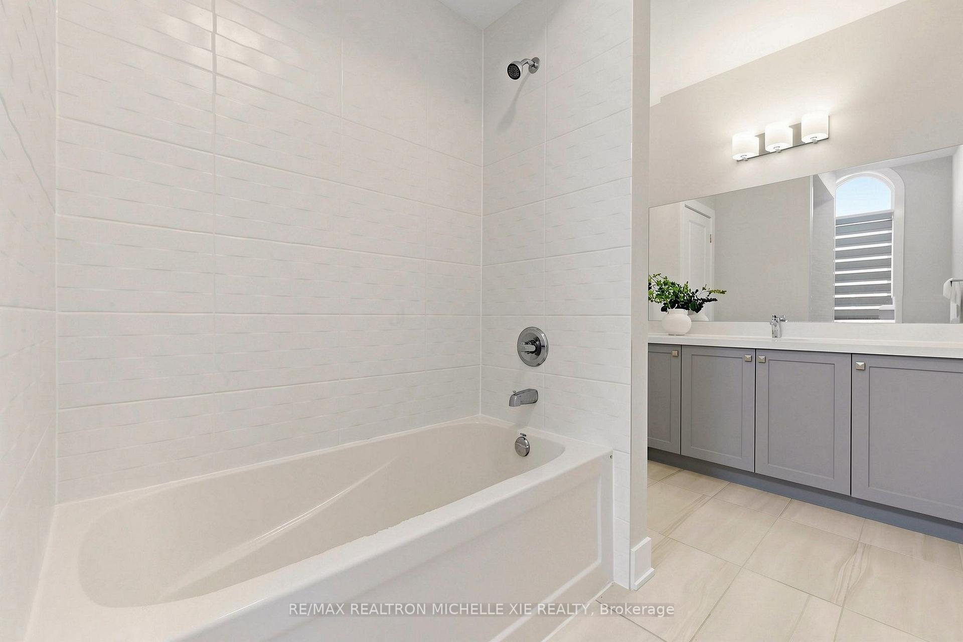 Photo 34 of 9 Nanhai Avenue, Markham, Angus Glen — HOMEH