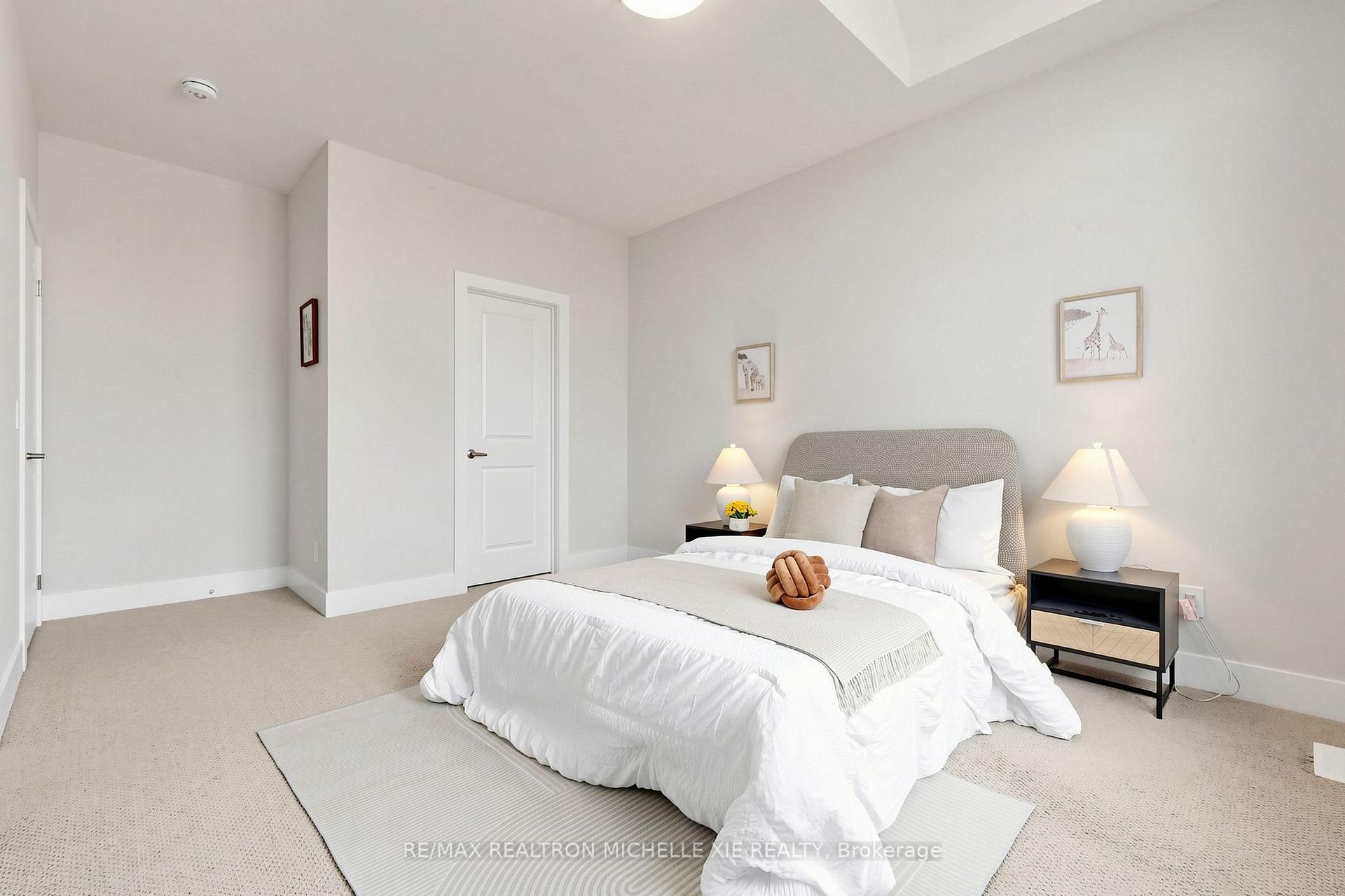 Photo 36 of 9 Nanhai Avenue, Markham, Angus Glen — HOMEH