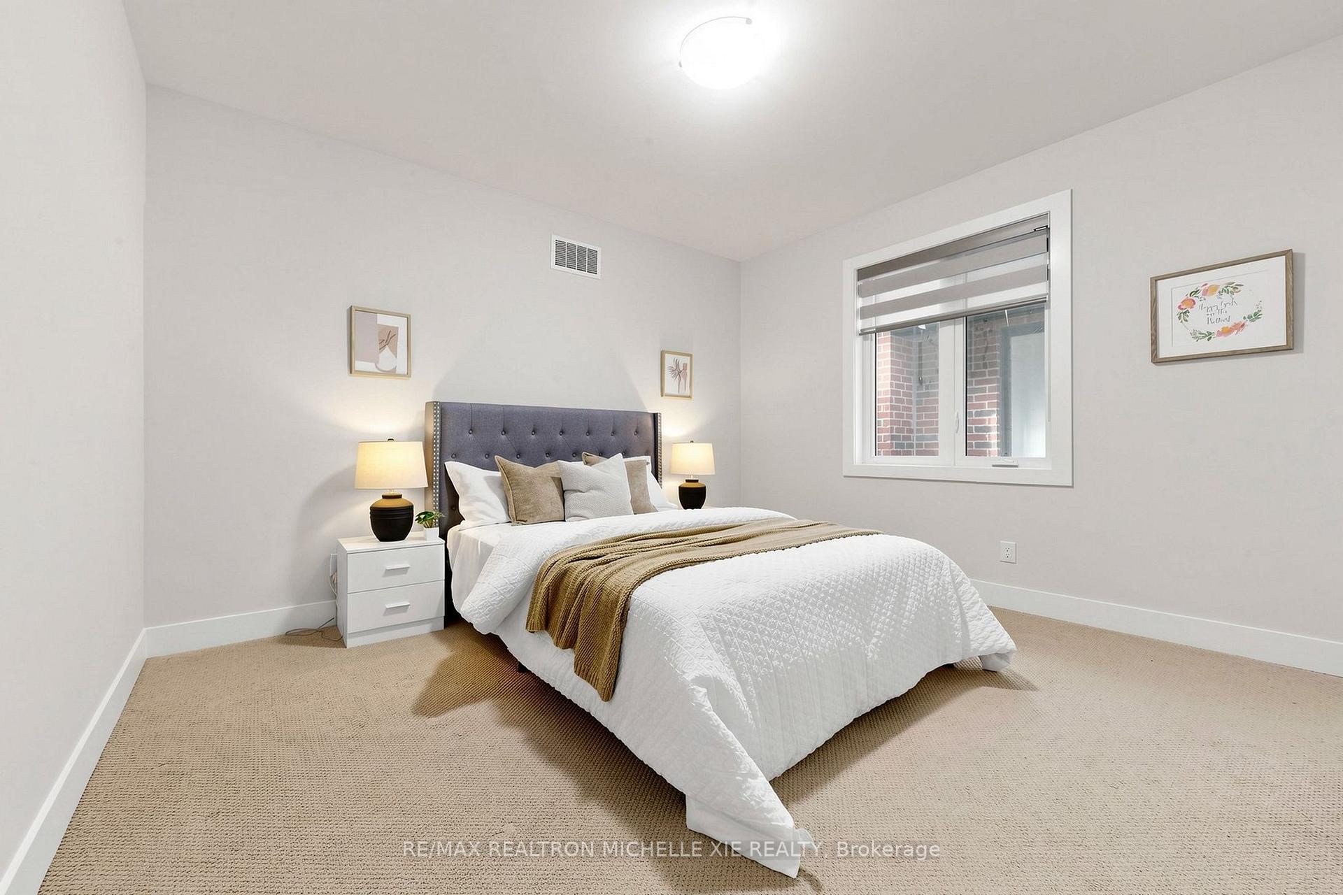 Photo 37 of 9 Nanhai Avenue, Markham, Angus Glen — HOMEH