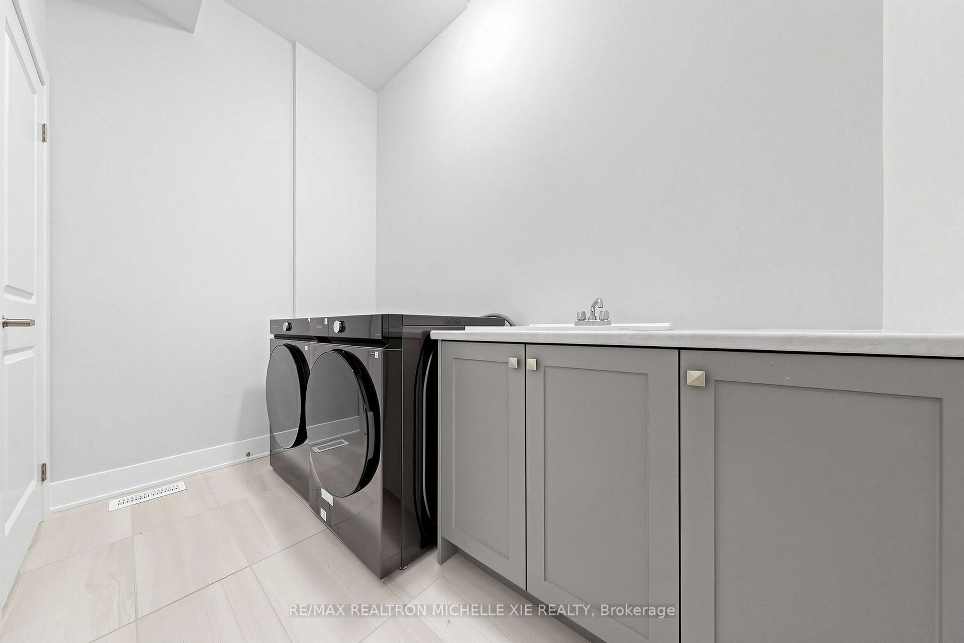 Photo 41 of 9 Nanhai Avenue, Markham, Angus Glen — HOMEH