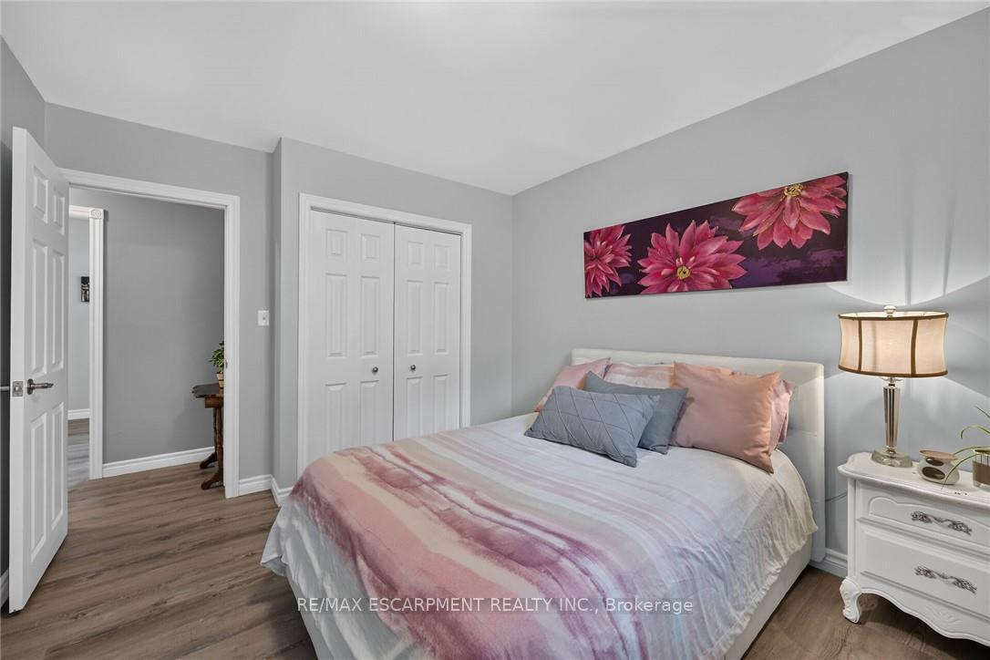 Photo 26 of 28 Nelles Street E, Haldimand — HOMEH