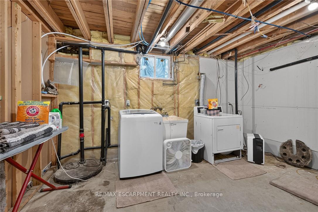 Photo 43 of 28 Nelles Street E, Haldimand — HOMEH