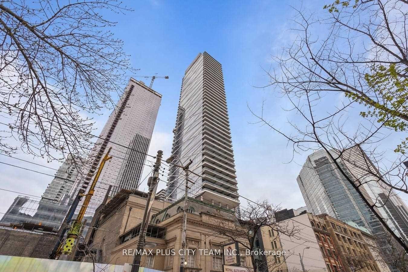 Photo of Unit 2701, 224 King Street W