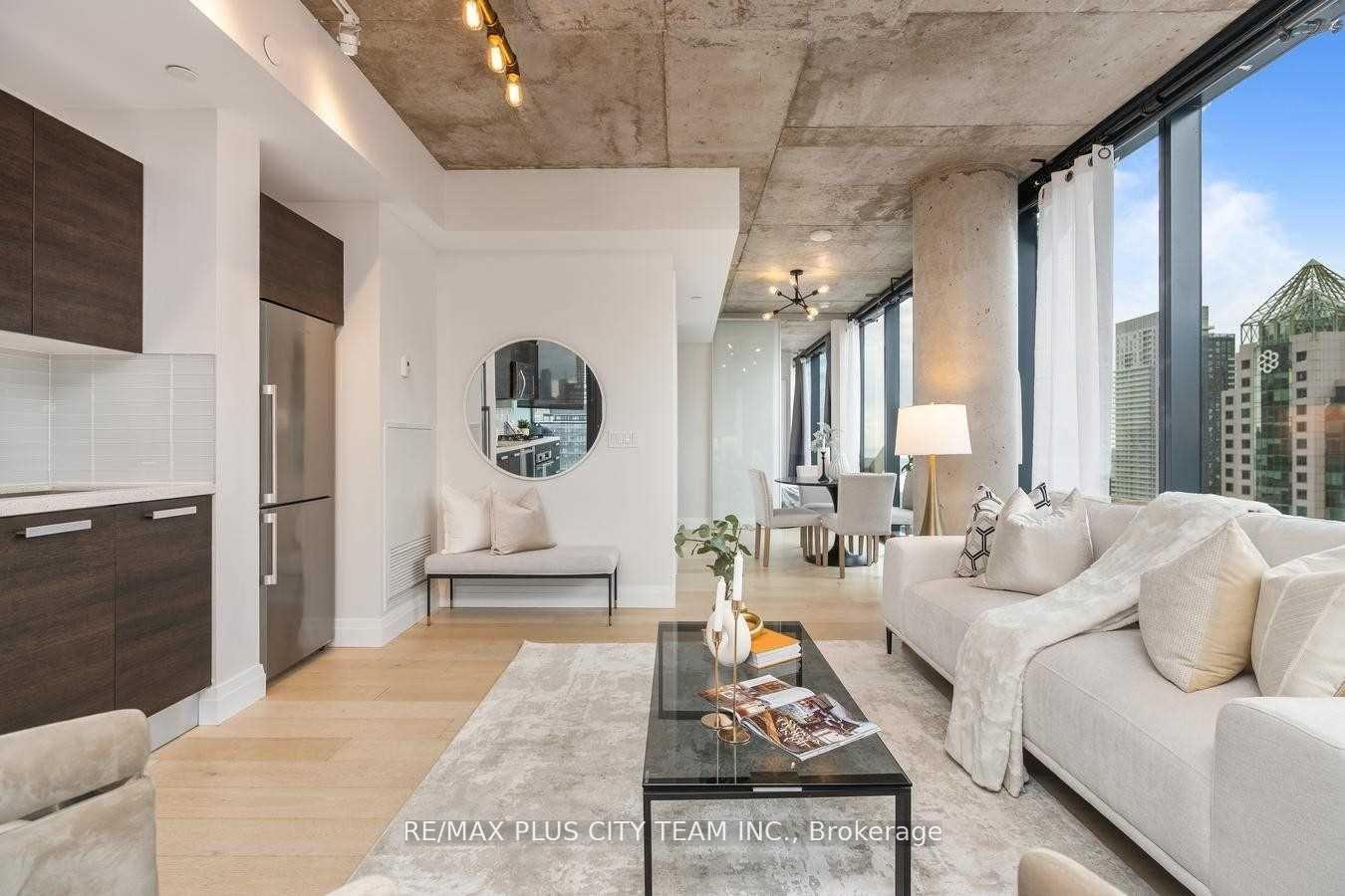 Photo 9 of Unit 2701, 224 King Street W, Toronto, Waterfront Communities — HOMEH