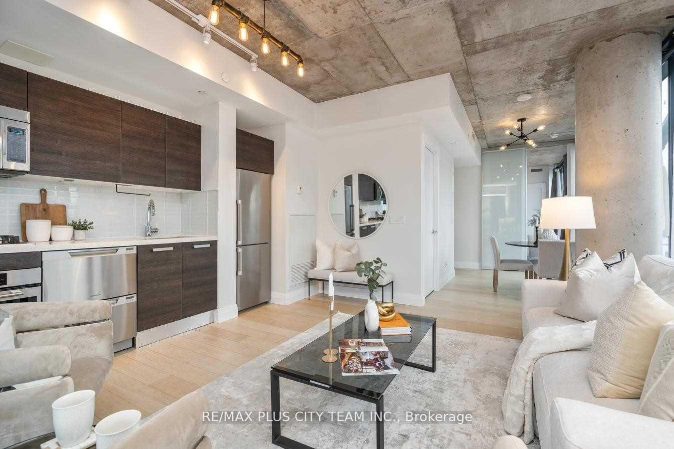 Photo 10 of Unit 2701, 224 King Street W, Toronto, Waterfront Communities — HOMEH
