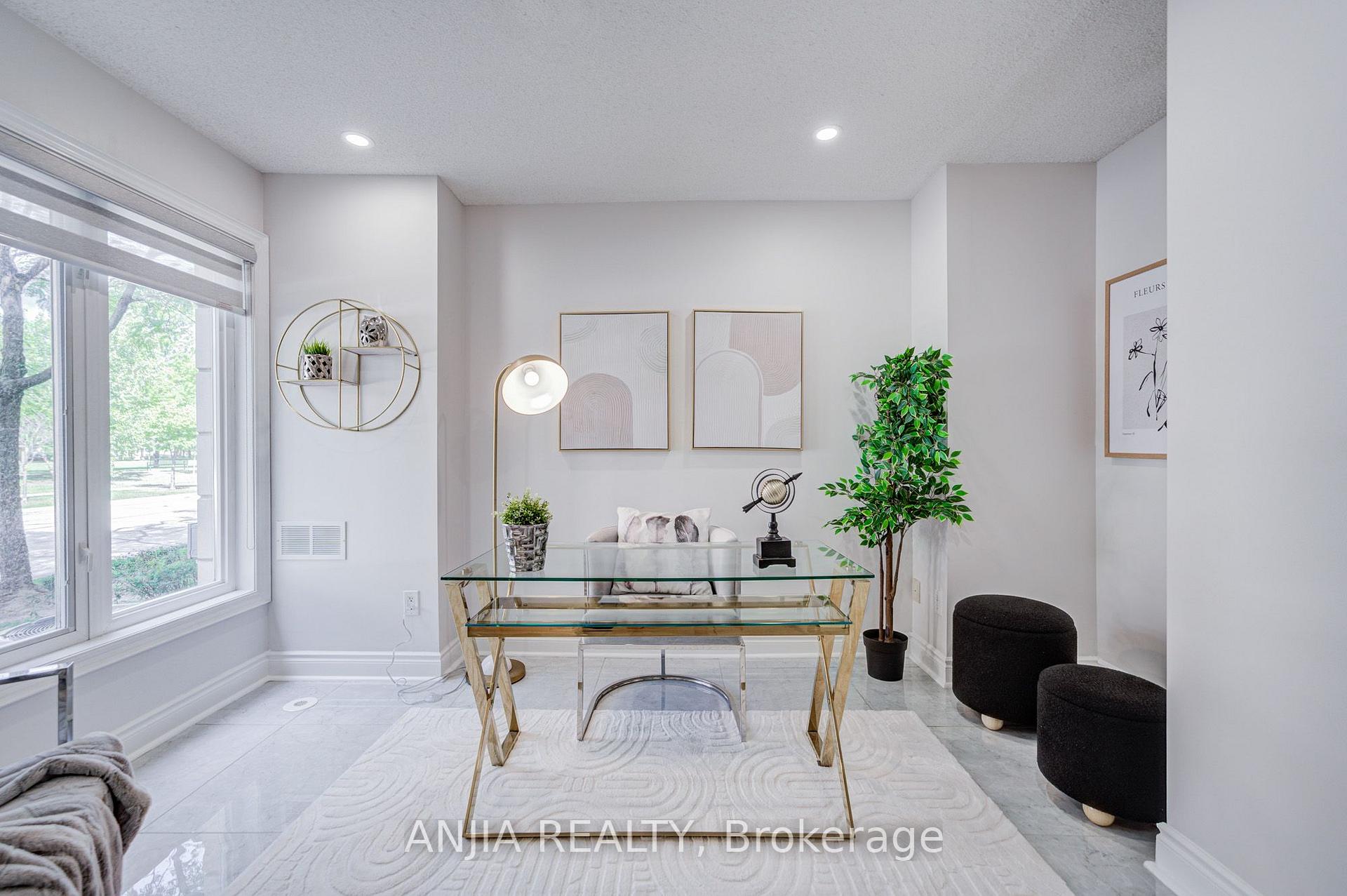 Photo 5 of 25 Galleria Parkway, Markham, Commerce Valley — HOMEH