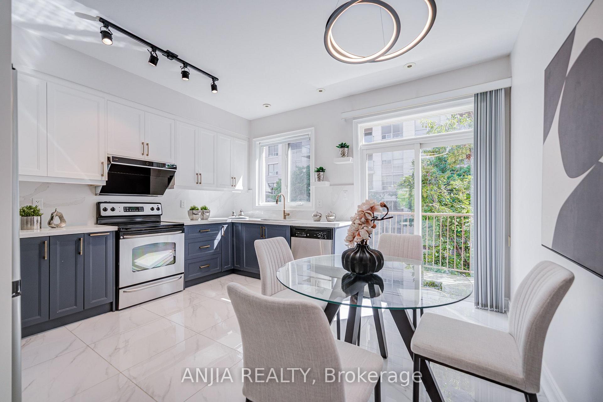Photo 21 of 25 Galleria Parkway, Markham, Commerce Valley — HOMEH