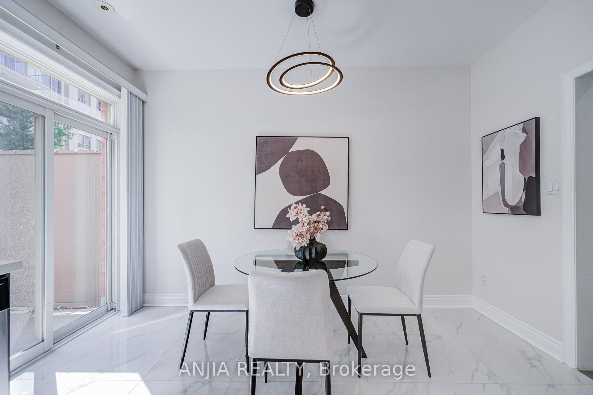 Photo 23 of 25 Galleria Parkway, Markham, Commerce Valley — HOMEH