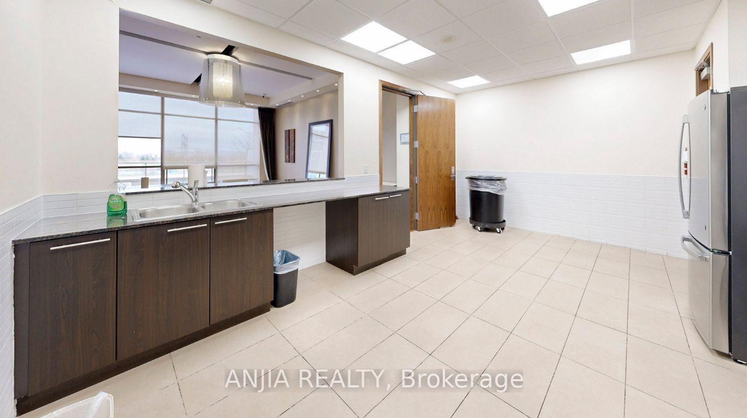 Photo 41 of 25 Galleria Parkway, Markham, Commerce Valley — HOMEH